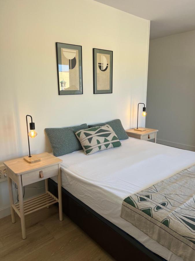 Luxury 190M2 Amplio Apartamento Moderno Con Terraza En La Azotea De 50M2 Junto A La Playa, En El Centro De Torre Del Mar, Malaga, Modern Large Apartment With 50M2 Roof Terrace By The Beach, Right In The Center Of Torre Del Mar, Malaga Eksteriør bilde