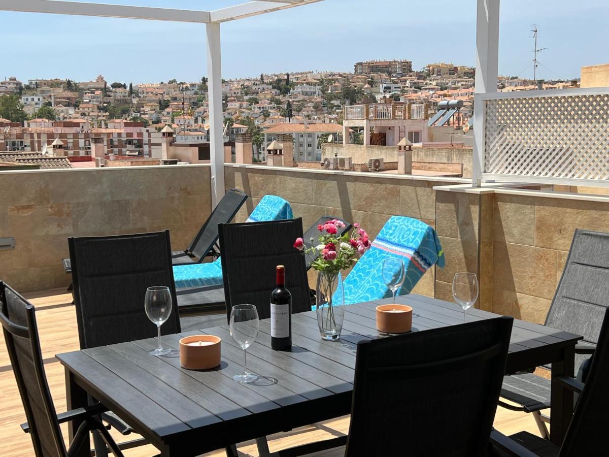 Luxury 190M2 Amplio Apartamento Moderno Con Terraza En La Azotea De 50M2 Junto A La Playa, En El Centro De Torre Del Mar, Malaga, Modern Large Apartment With 50M2 Roof Terrace By The Beach, Right In The Center Of Torre Del Mar, Malaga Eksteriør bilde