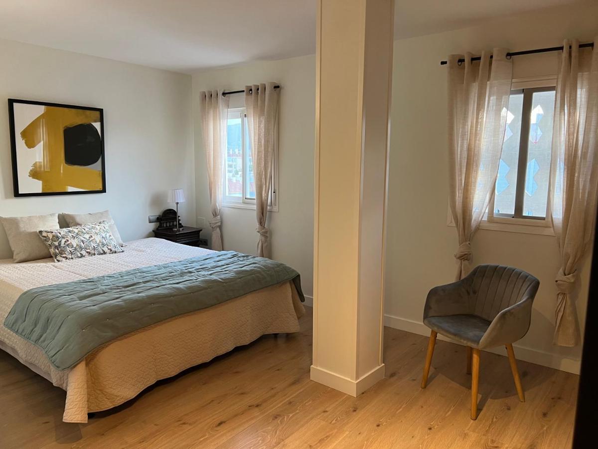 Luxury 190M2 Amplio Apartamento Moderno Con Terraza En La Azotea De 50M2 Junto A La Playa, En El Centro De Torre Del Mar, Malaga, Modern Large Apartment With 50M2 Roof Terrace By The Beach, Right In The Center Of Torre Del Mar, Malaga Eksteriør bilde